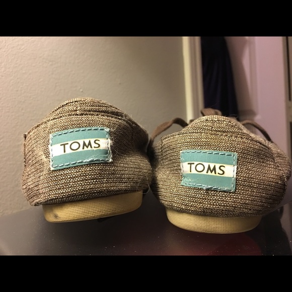 TOMs with laces - Picture 2 of 4